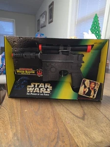 Star Wars POTF BlasTech DL44 Water Blaster a batteria Han Solo - 1996 Nuovo con scatola - Foto 1 di 3