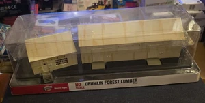Walthers Cornerstone Built-Ups HO Scale - Drumlin Forest Lumber - Bild 1 von 9