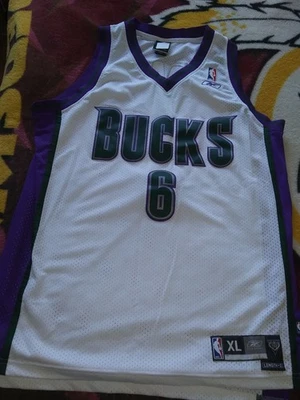 Mens Andrew Bogut Reebok Milwaukee Bucks Autograph Jersey XL Australia Basketbal - Image 1 of 4