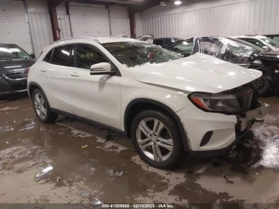 AC Compressor 156 Type GLA250 Fits 15-16 MERCEDES GLA-CLASS 11893305 - Image 1 of 4