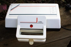 Sandwichtoaster Waffeleisen Kontaktgrill SOLAC weiß funktionsfähig - Bild 1 von 3