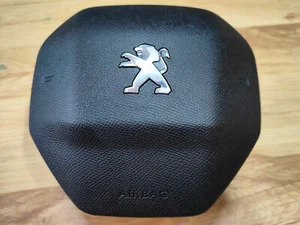 AIRBAG VOLANT PEUGEOT 208 II 2 / 2008 2019- très bonne condition ORIGINAL - Imagen 1 de 2