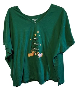 Dreams & Co. grünes Weihnachtstop mit Rentier & Baum Grafik 5X 100% Baumwolle verrückt - Bild 1 von 6