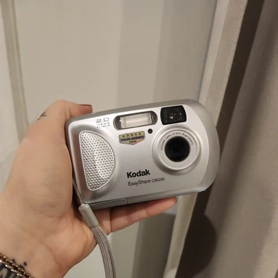 Kodak EasyShare CX6200 2.0MP Retro Y2K Compact Digital Camera + SD card PARTS - Image 1 of 2