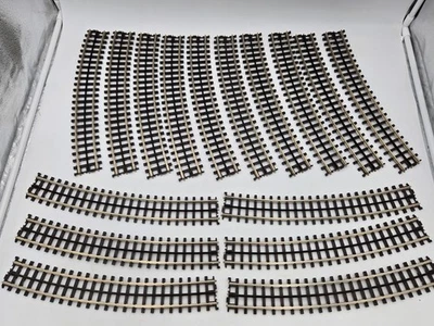 MTH 45-1010 ScaleTrax O-72 Curved Track - 16x Pieces - FULL Circle - O Gauge - Image 1 of 4
