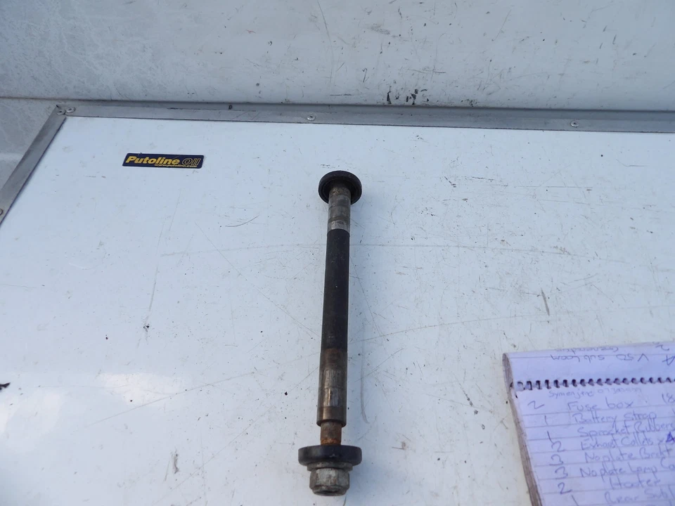 Husillo brazo oscilante honda xl 500r Foto 1 de 1