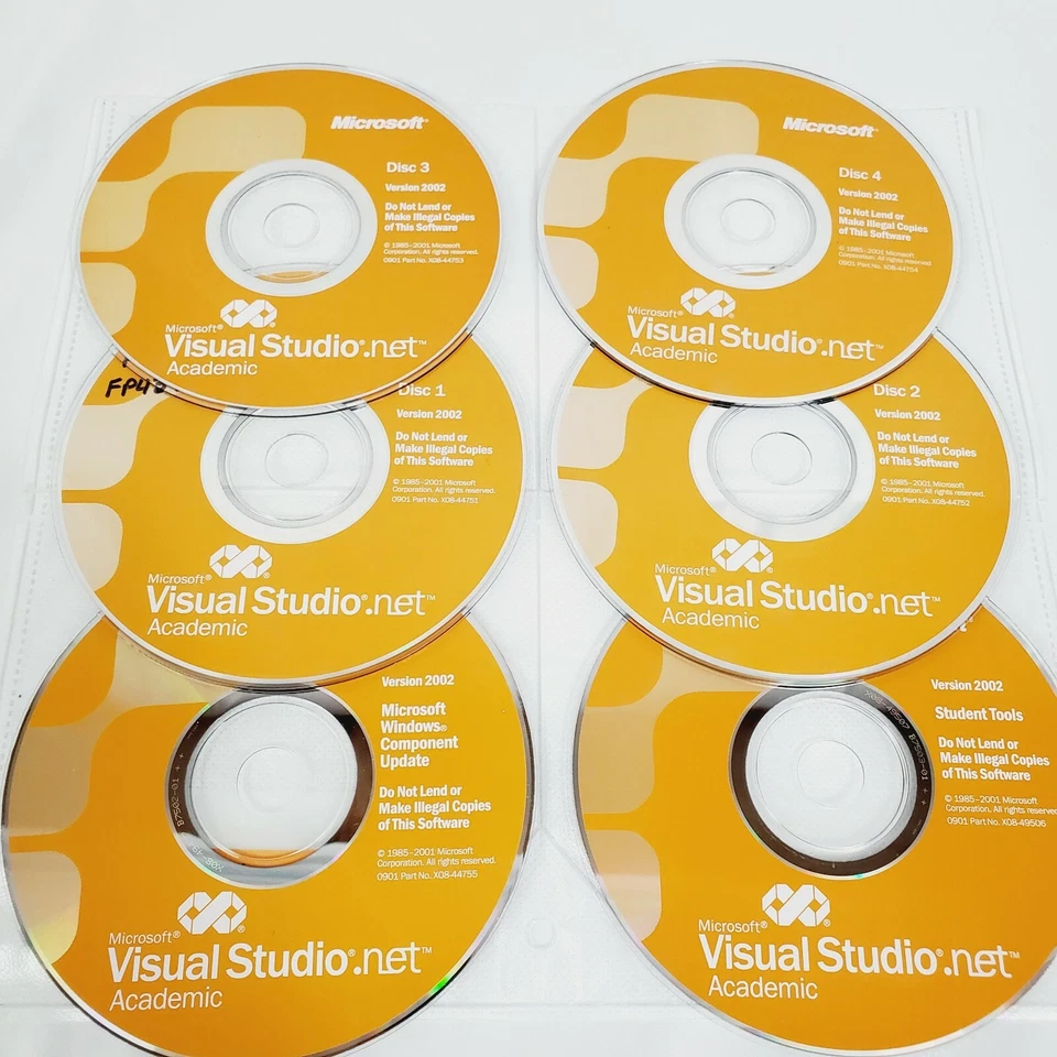 Microsoft Visual Studio.net Academic Student Tools Version 2002  - Image 1 of 1