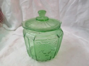 Vintage Anchor Hocking Depression Glass green Biscuit Jar Mayfair Rose - Picture 1 of 5