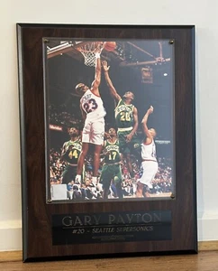 Gary Payton NBA Plaque Photo File 8X10 Action Photo with Autograph - Picture 1 of 3