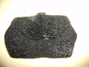 VINTAGE BLACK GLASS BEADED CHANGE PURSE WITH BELT LOOP - Picture 1 of 4