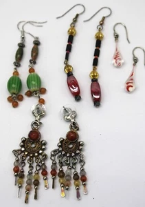 Handgefertigte Ohrhänger Ohrhänger Set 5 Paar mehrfarbige Perlen silberfarben - Bild 1 von 6