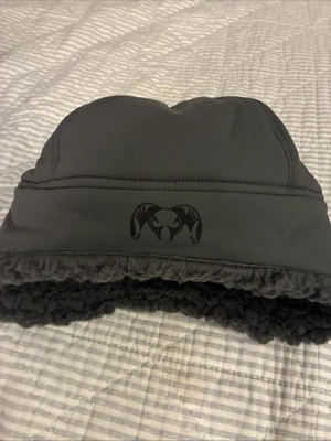 Kuiu Grey Hunting Beanie-M also Comes With Under Armour Storm Neck Gaiter Fleece - Image 1 of 4
