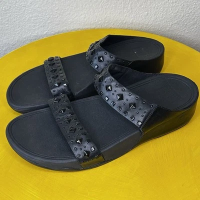 Sandalias FitFlop de cuero negro con tachuelas de motociclista con tiras zapatos 10 Foto 1 de 4
