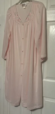 Shadowline Pink Duster Robe 2X Nylon Button Up 3/4 Sleeve Pocket Embroidered - Image 1 of 4