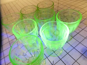 Depression Green Wine Glasses Qty 8 Uranium - Bild 1 von 6