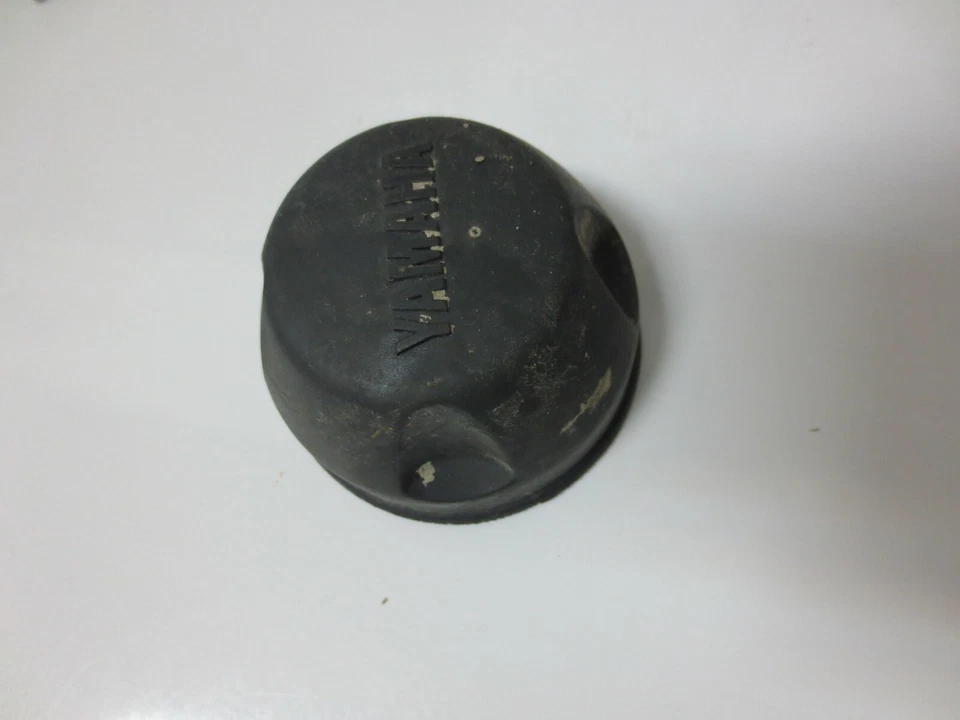 Yamaha Kodiak 400 2001 2x2 ATV usado OEM cubierta de tapacubos antipolvo de una rueda  Foto 1 de 1