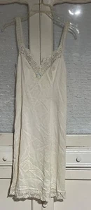 Vintage Olga Nylon Slip - SIZE 34, Ivory Lace Accents & Straps, Blue Bow - Picture 1 of 10