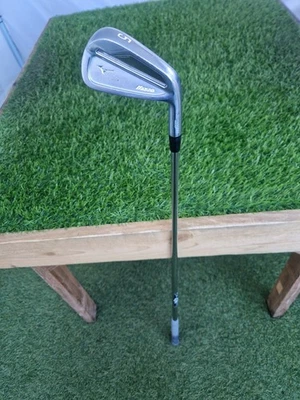 Mizuno MP-18 MMC #5 Iron - XP 95 Stiff Flex Steel Shaft - Right Handed - Image 1 of 4