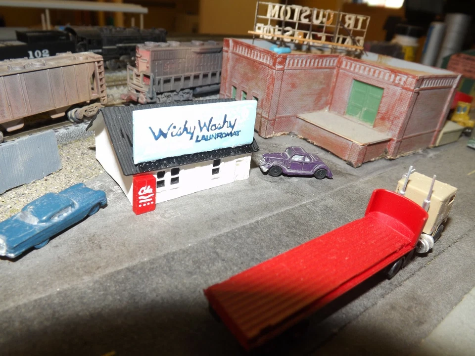 N SCALE "WISHY WASHY LAUNDROMAT"  CUSTOM MADE BY BURT INDUSTRIES - Image 1 of 4