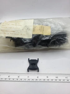 LOT OF 80, IGUS 32.2 CABLE CARRIER SPLITTER, 0219G - Picture 1 of 2