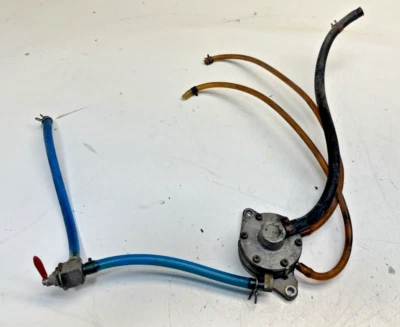 Bomba de combustible motor moto de nieve Indy 500 1990 Polaris OEM Foto 1 de 4