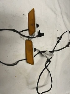 05 Audi A6 Quattro Front Marker Lights W/ Wiring 4F0945071,72 4F1971095F - Picture 1 of 5