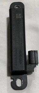 Honda 38387-TZ5-A010-M1 Antenna Control PBT-GF20 A2C32823700 - Bild 1 von 4