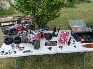 Dhk - Zombie 8E - 1/8 Rc - Electrique - Brushless - 2,4ghz - Foto 1 di 16
