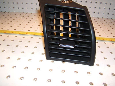 Mercedes genuino 92-99 C/W140 sedán y cupé tablero R pasajero EE. UU. NEGRO aire 1 ventilación Foto 1 de 4