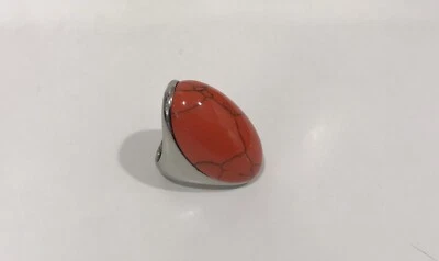 Howlite & S.Steel Big Red Coral Cocktail Ring-Dome Ring-Chunky Ring. Tamanho 8,5 - Imagem 1 de 4