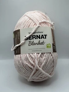 Bernat Decke Big Ball Garn Blush Pink, Garnspirationen - Bild 1 von 12