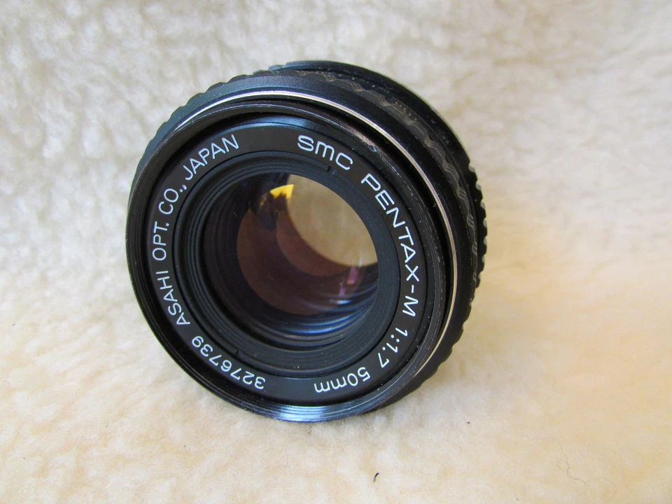 asahi opt co SMC Pentax M 50mm F1.7 Manual Focus Lens  ref r1 + cap + filter  - Image 1 of 4