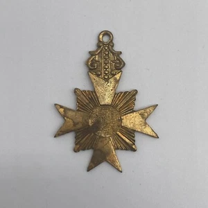 Vintage Gold Tone Cross Pendant Charm - Picture 1 of 4