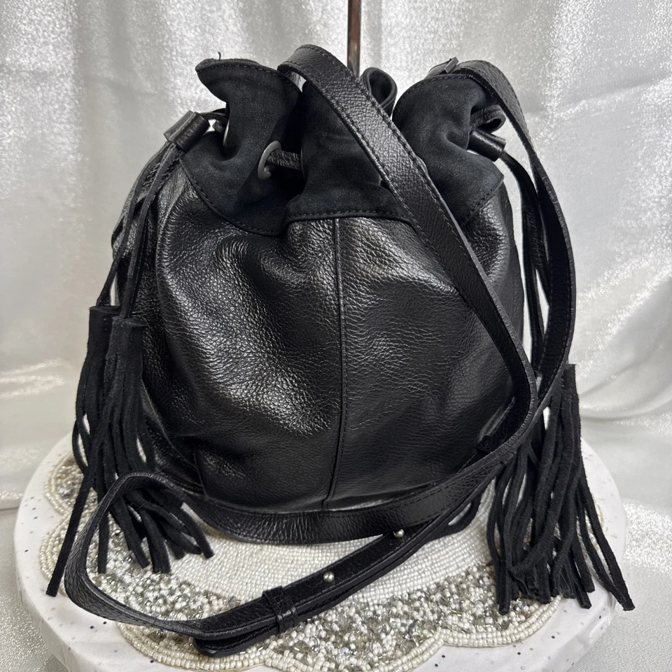 Bolso Bandolera American Eagle Cuero Negro Flecos Ajustable Hobo Cordón Foto 1 de 4