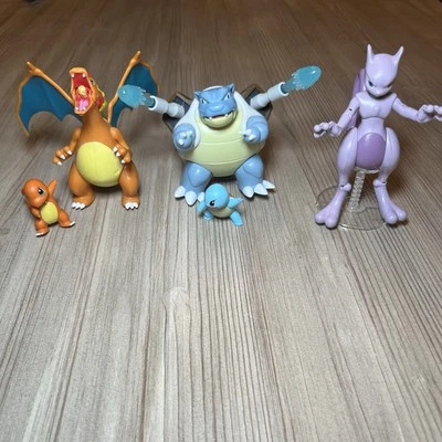 Lote de 5 figuras de acción Pokémon mixtas  Foto 1 de 4