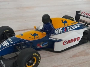 Modellino pilota 1:18 F1 modellini auto Minichamps Gp repliche Hill Prost Mansell nuovo con scatola - Foto 1 di 13