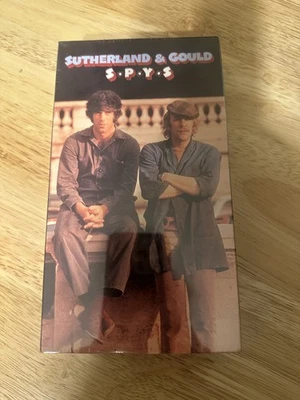 S*P*Y*S 1974 / 1990 VHS New Sealed Rare Donald Sutherland VTG Spy Action Comedy Foto 1 de 3