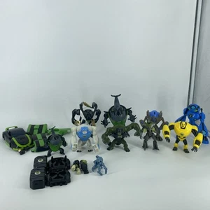Ben 10 Figures Bulk Lot of Action Figures Crash Car + Voice Box Rare - Picture 1 of 23