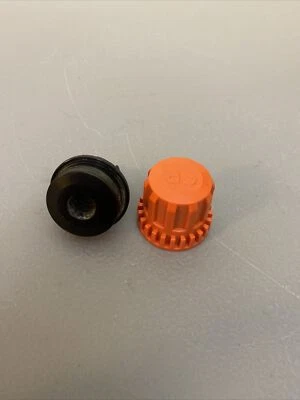 Black And Decker GH900 Trimmer Handle Buttons 90556608 , 9055439601N OEM Parts - Image 1 of 3