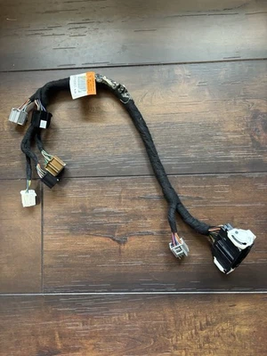 2006 2011 BUICK LUCERNE CXL FRONT RIGHT PASSENGER DOOR TRIM  WIRE HARNESS T1  - Image 1 of 4