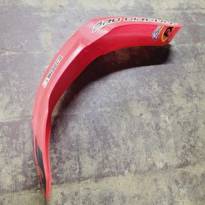 OEM 2002-2007 HONDA CR125R CR250R FRONT WHEEL FENDER COWL FAIRING RED - Image 1 of 4