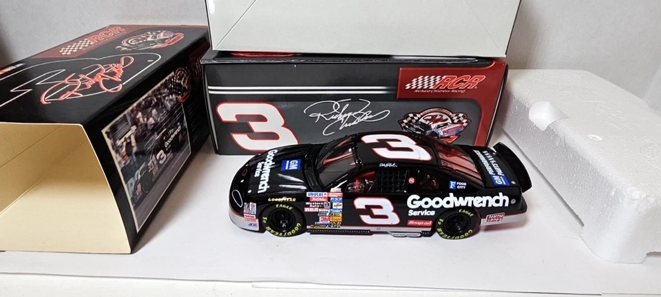 2004 Action 1/32 #3 Dale Earnhardt RCR Museum Series 1996 Monte Carlo - Image 1 of 4