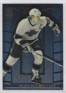 1994-95 Topps Stadium Club Finest Wayne Gretzky #4 HOF