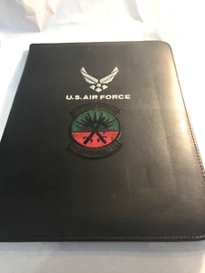 USAF - Leder-Notizbuch mit Tablet mit Logo & 4. Ausrüstung. Wartung SQ. Patch - Bild 1 von 7