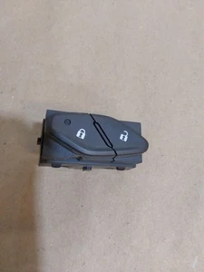 14-19 C7 corvette LH door lock control switch - Picture 1 of 5
