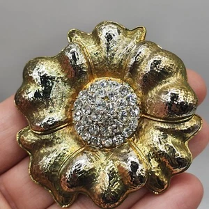 Vintage Flower Brooch Gold Tone Textured Petals Rhinestone Center Bold 2.5" - Picture 1 of 11