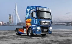 MAN TGX XXL D38 1:24 ITA3916 - italeri modellismo - Immagine 1 di 4