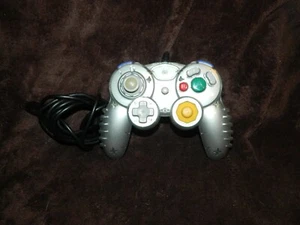 Controlador Mad Catz Plata Nintendo Gamecube *LEER DESCRIPCIÓN* - Imagen 1 de 2