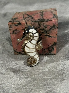 STERLINGSILBER SEEPFERDCHEN ANHÄNGER SET MIT MOPPSTÜCKEN - 1,5" LANG - Bild 1 von 4