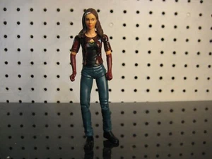 Anna Paquin Rogue 2000 5.75" Toy Biz Marvel X-Men Movie Action Figure - Picture 1 of 5